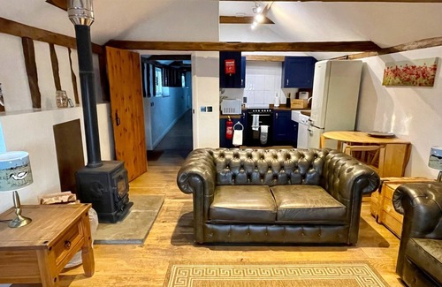 Brightlingsea Cottage | Stable Cottage at Lee Wick Farm Cottages