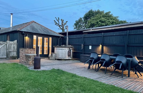 Brightlingsea Cottage | Stable Cottage at Lee Wick Farm Cottages