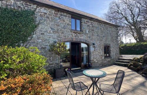 Cardigan House | Stable Cottage