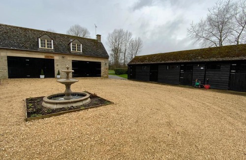 Bledington House | Stable Lodge at Bledington Mill