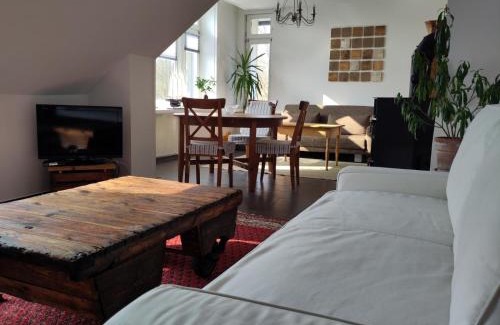 Neumuhlen-Dietrichsdorf Apartment | Stadtvilla