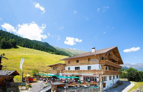 Sankt Sigmund im Sellrain Cottage | Standard room, shower /WC HB - Alpengasthof Praxmar