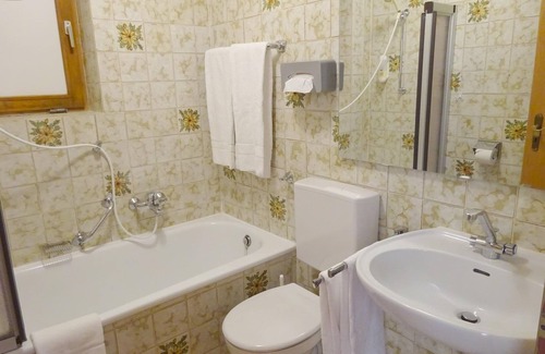 Saulgrub Hotel | Standard Double Room - Landgasthof "Zum Bayrischen Paradies"
