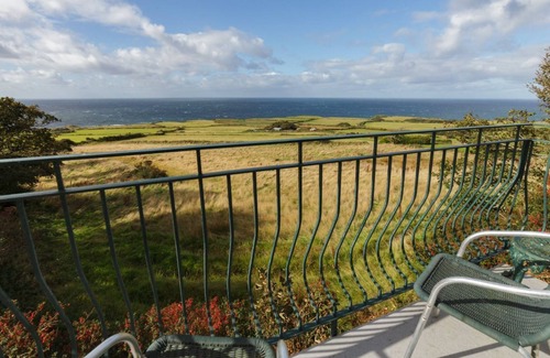 Patrick House | Stansfield House is based on the west coast of the Isle of Man, perfect for viewing golden sunsets a