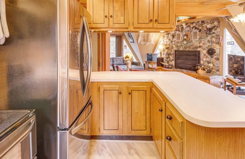 Pine Mountain Club Cabin | 'Star House' Unique Home w/360 Mountain Views!