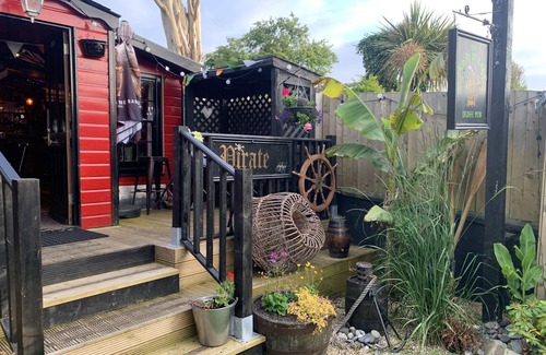 Hayle Cottage | Stargazy - a cottage that sleeps 8 guests in 4 bedrooms