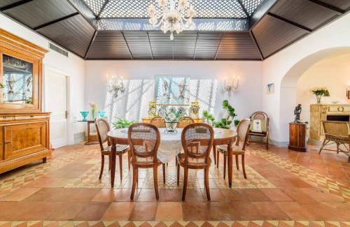 Vietri sul Mare Villa | Starhost - Villa il Poggio Amalfi Coast with pool, garden and terrace