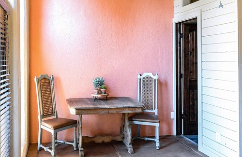 Buena Vista Apartment | Starry Nights, World so Bright