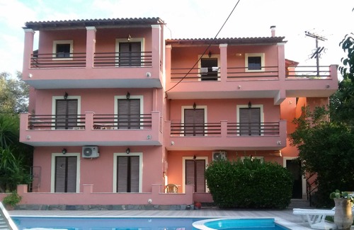 Ipsos Apartment | STATHIS AP/S***dassia/corfu/GR (No 1)