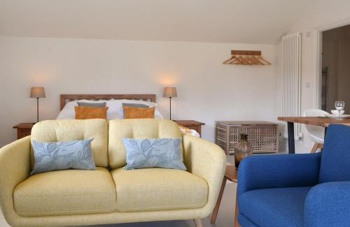 Staveley House | Staveley Park Studio - Uk33716