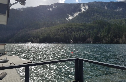 Port Angeles House | Stay at the best spot on the lake!