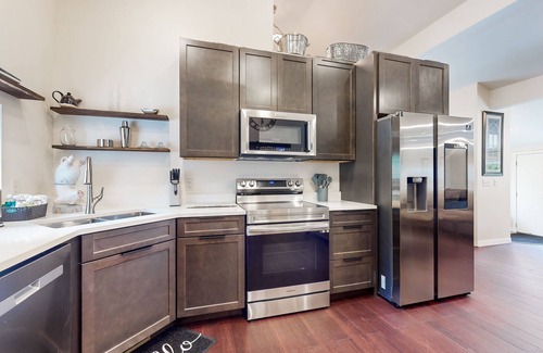 North Hudson House | Stay at the stucco house…Beautiful , nicely decorated home , North Hudson