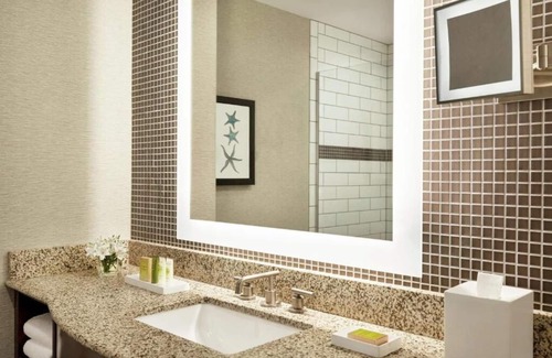 Carlsbad Hotel | Stay Close to South State Beach: Swimming Pool, Pet-friendly, Parking Onsite!