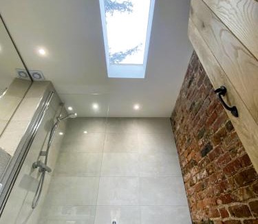 Chester Apartment | Stay in a CASTLE! Unique & luxurious historical apartment, self contained, FREE parking & Wi-Fi