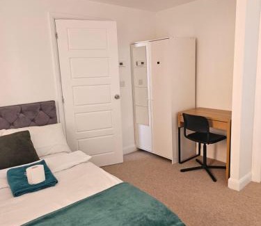 Dartford House | Stay in Doubleroom with professionals, Neat, Cosy - Dartford Central