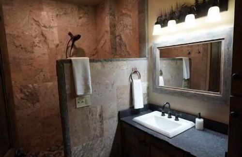 Agpar Apartment | Stay in Glacier National Park @ Apgar Lookout Retreat, Suite 2