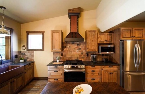 Agpar Apartment | Stay in Glacier National Park @ Apgar Lookout Retreat, Suite 5-Private Deck!