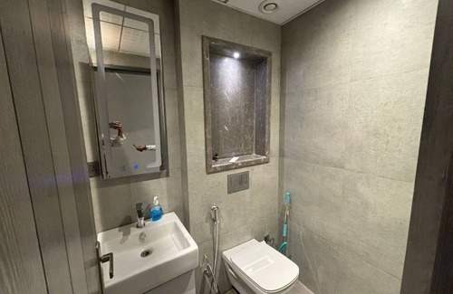 Noida Apartment | Stay in luxurious s