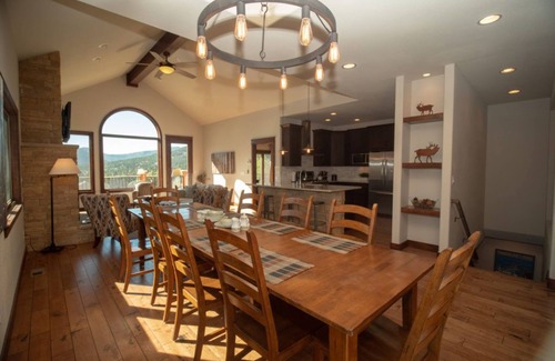 Stanley Hills Condo | Stay in our Feng Shui retreat that you will never want to leave!