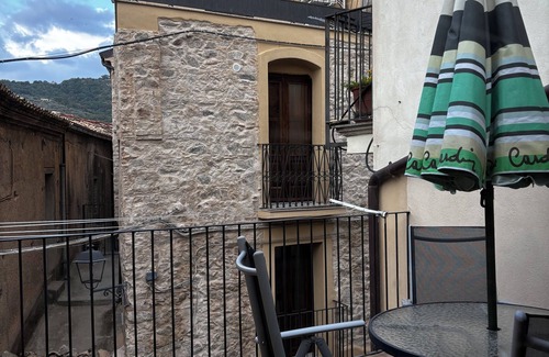 Badolato Apartment | Stay in the tranquility of Badolato's ancient, atmospheric streets