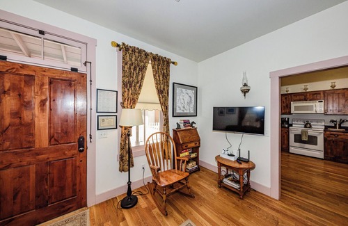 Tombstone House | Stay in Wyatt Earp's actual home!