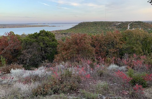 Nemo House | Stay on your own mesa at Lake Whitney. Brazos View Ranch (Ranchette + 2 Cabins)