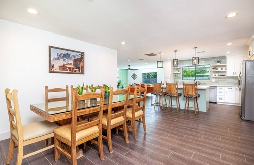 Tempe House | Stay & Play: Heated Pool, Putting Green, and Games