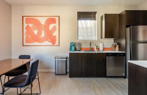 Belmont Apartment | Stay Portland - The Mid-Century Cabin in Portland - Thrift & Eat