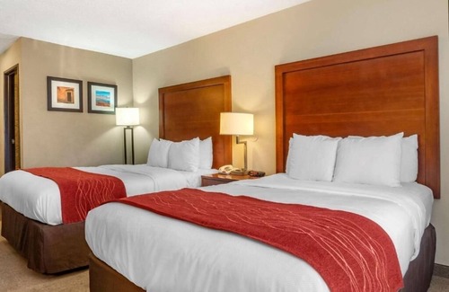 Albuquerque Hotel | Stay Steps from the Airport with Easy Access to UNM and Downtown ABQ - 2 Units