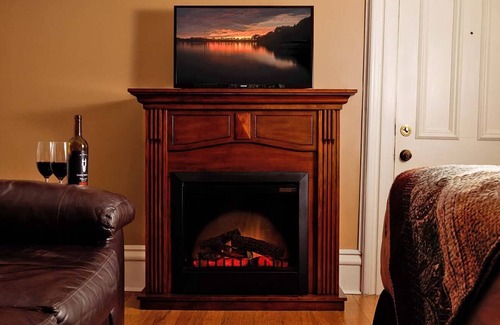 Central Business District Bed & Breakfast | Stay with us and you'll see why we are ranked #1 lodging in Kalamazoo, MI.