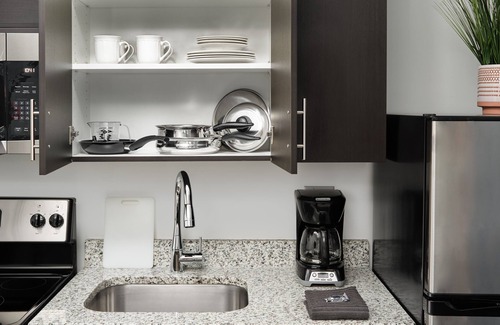 Port Arthur Apartment | stayAPT Suites Port Arthur