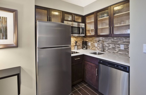 Benton Harbor Hotel | Staybridge Suites Benton Harbor - St. Joseph by IHG