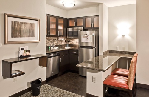 Ballantyne Hotel | Staybridge Suites Charlotte Ballantyne by IHG