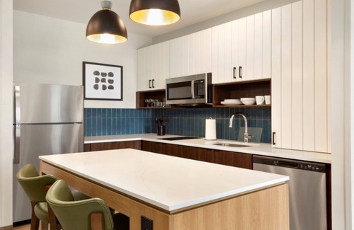 Lexington Hotel | Staybridge Suites Lexington S Medical Ctr Area by IHG