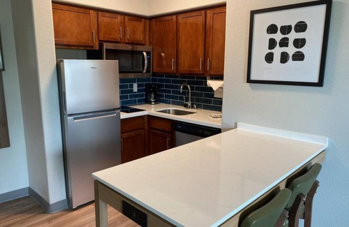 Glendale Sports and Entertainment District Hotel | Staybridge Suites Phoenix - Glendale Sports Dist by IHG
