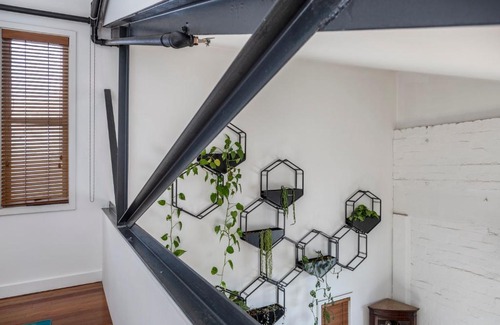 Collingwood North Apartment | StayCentral - Fitzroy Converted Warehouse Penthouse