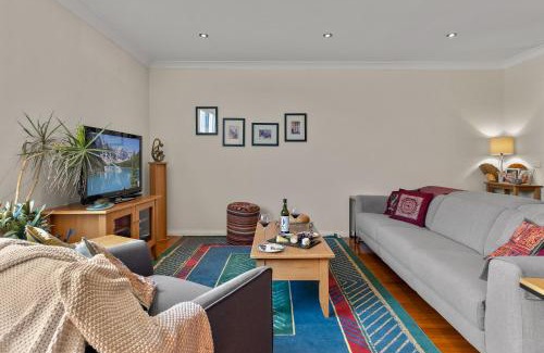 Brunswick House | StayCentral - Tranquil Spacious Townhouse