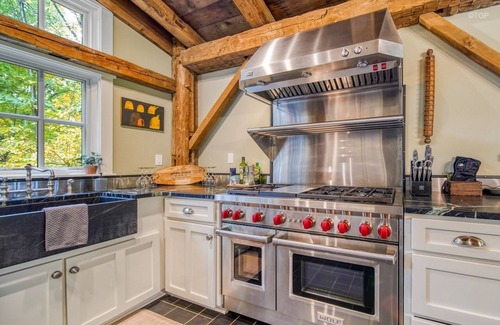 Saugatuck House | Staying at Golden Beams Barn gives you the freedom to relax and unwind in a