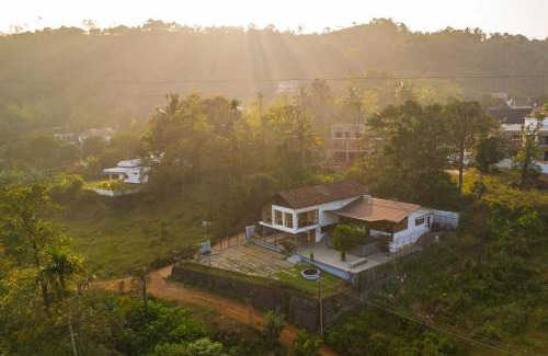 Vythiri Villa | StayVista at Mountain Rain - Breakfast Included