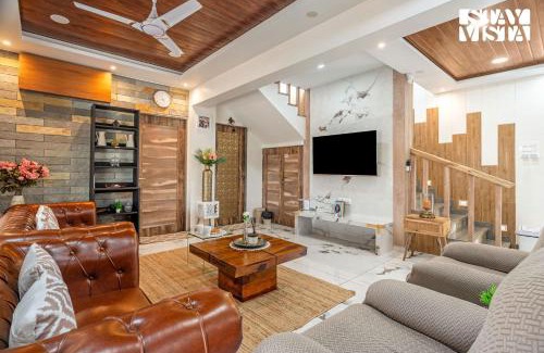 Lonavala Villa | StayVista at Sunshine & Soul with Infinity Pool, Lawn, BBQ