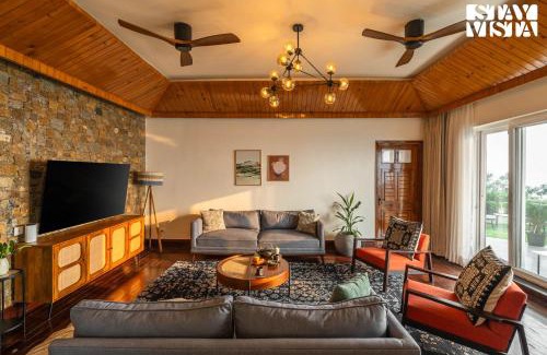Haridwar Villa | StayVista at Villa Mirador with BBQ, Bonfire, WiFi