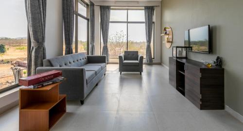 Karjat Villa | StayVista's Elevar Villa - Elevate your stay with a Mountain-View, Terrace & Plunge Pool