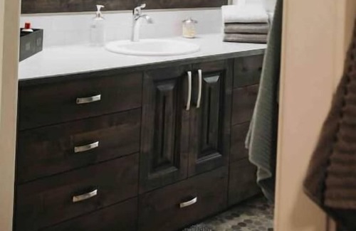 Caldwell House | stayy+hΓ’us Gorgeous Modern Sunset Home βοΈππ΄ππ€π§