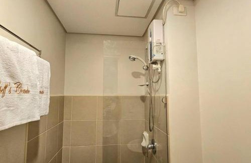 Cagayan de Oro Apartment | Steff's Condo 211 At Centrio