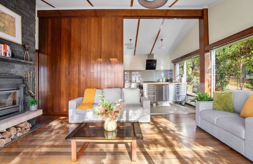 Rosevears House | Stella Rose Cottage Enchanting Riverfront Retreat