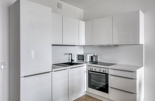 Erdberg Apartment | Stellar Landstraße 1BR w/Pool & Gym, nr Shopping, by Blueground