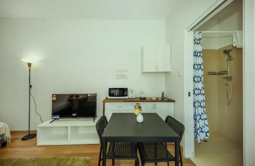 Adelaide Central Business District Cabin | Stellar Residence #6