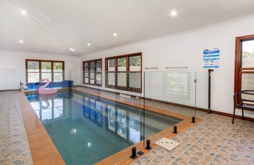 Beachmere House | Step out to Absolute Beachfront
