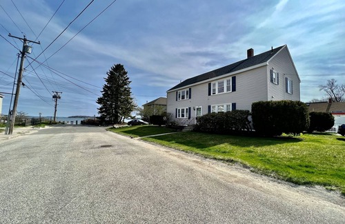 Loveitts Field Apartment | Step right out the ocean is at your door! Amazing location and views! nUnit #3