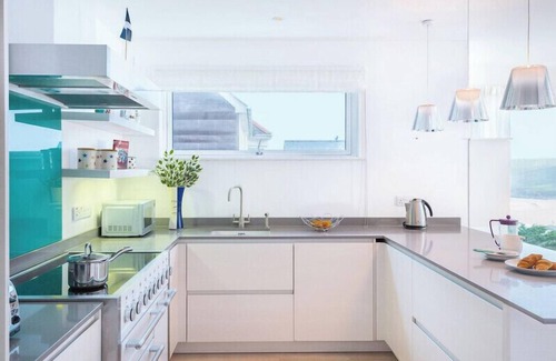 Trebetherick Cottage | STEPPER POINT, pet friendly, with a garden in Polzeath